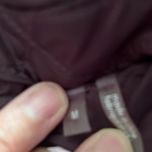 MED CALVIN KLEIN PURPLE ZIPPER AND SNAP 3 POCKET COAT IN LIKE NEW CONDITION - Picture 5 of 13